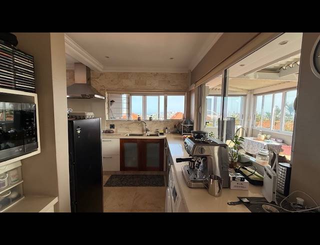 6 BEDROOM MAISONETTE FOR SALE IN MORNINGSIDE